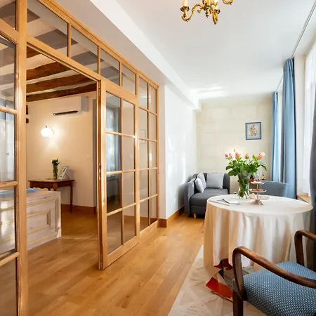 住宿加早餐酒店 L'hostellerie De La Licorne