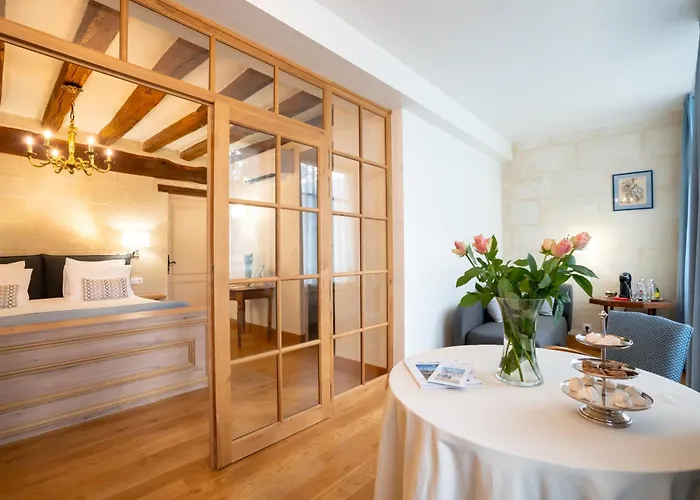 L'hostellerie De La Licorne * 丰特夫罗拉拜